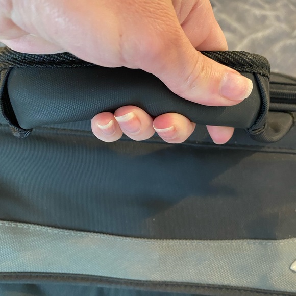 GC Samsonite black computer laptop PC messenger bag - Picture 3 of 13